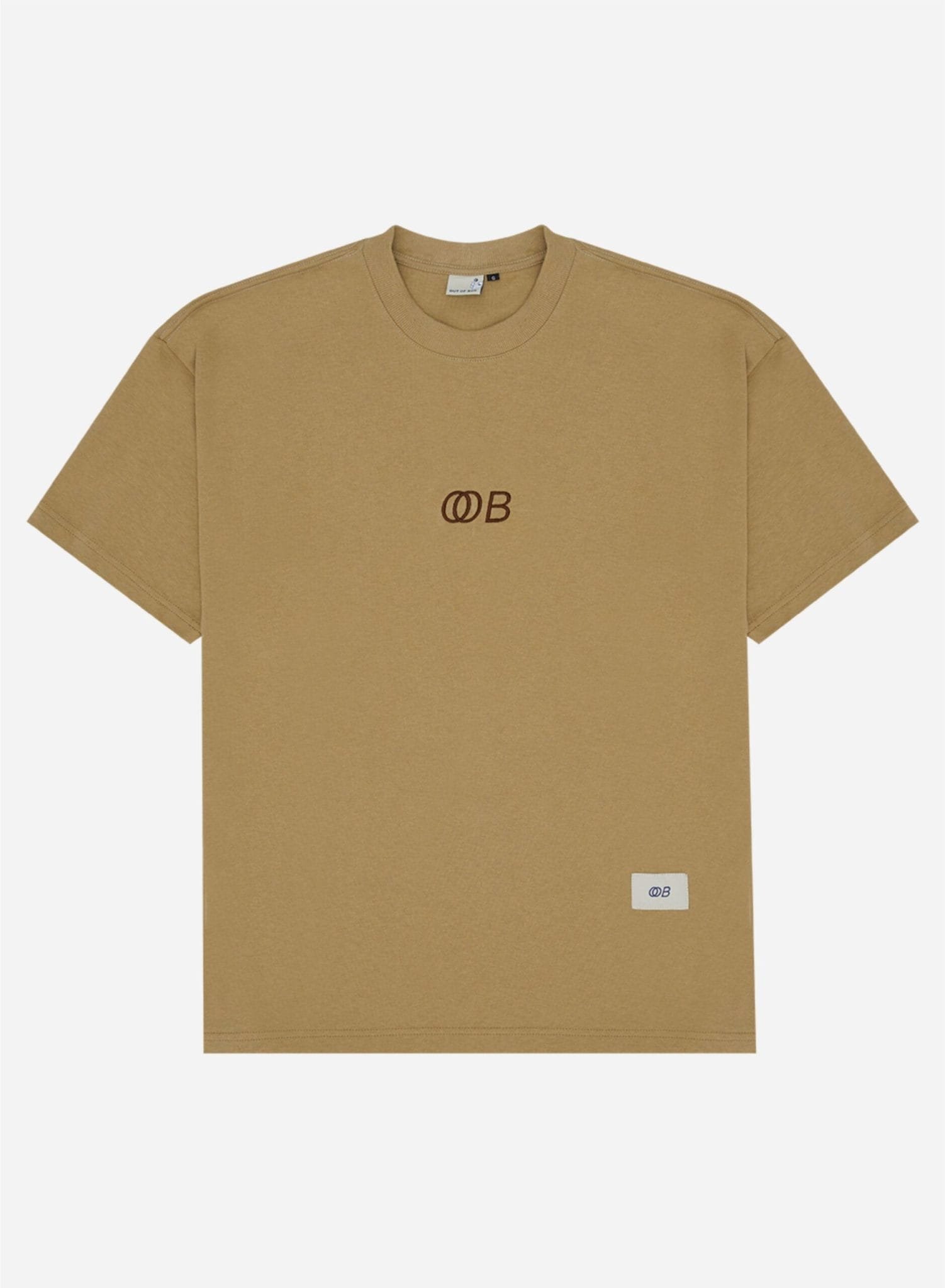 Oversized logo oob bege out of box shop