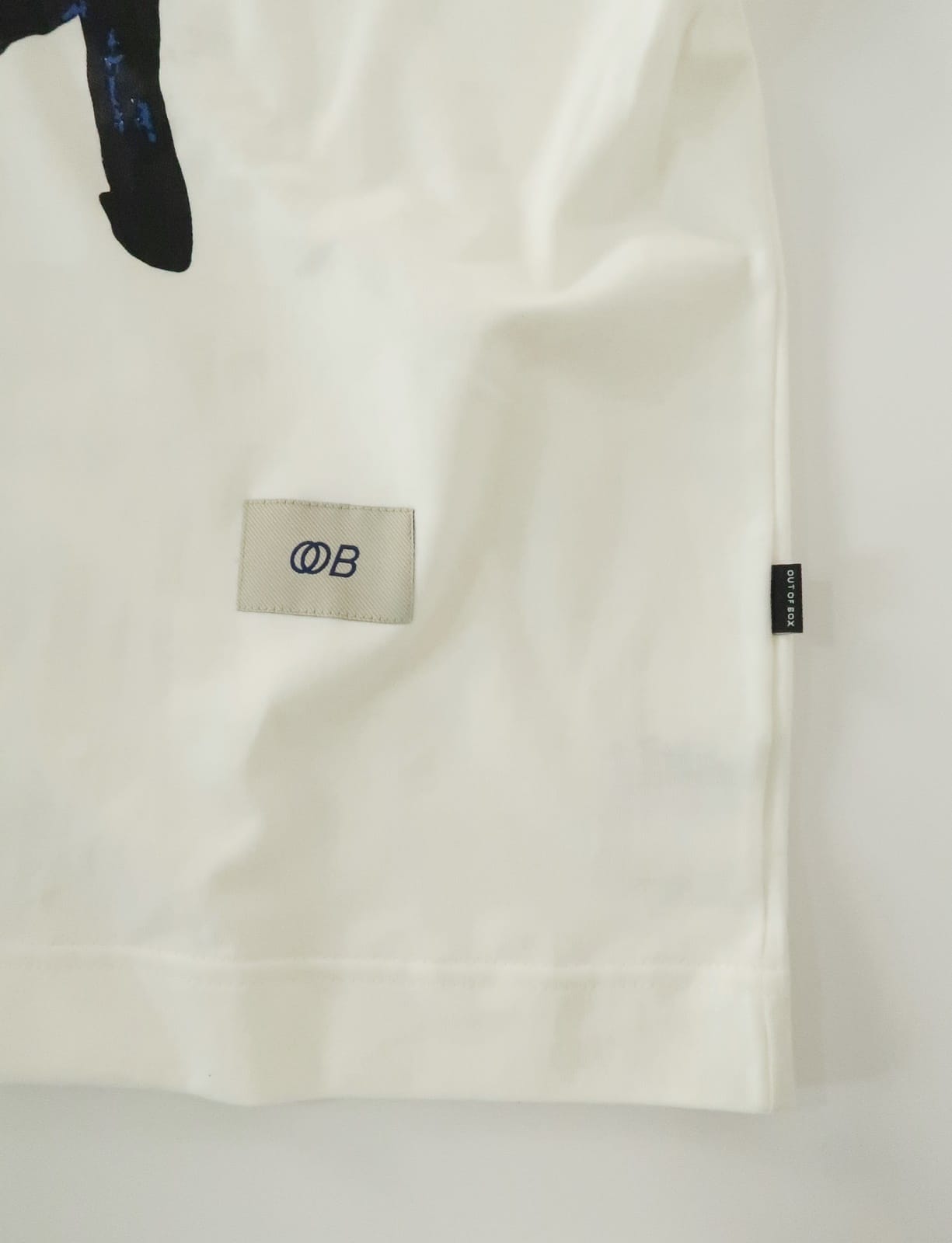 Camiseta Out Of Box portal - Off white - Imagem 5